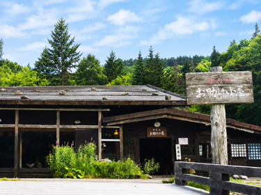 野麦峠お助け小屋